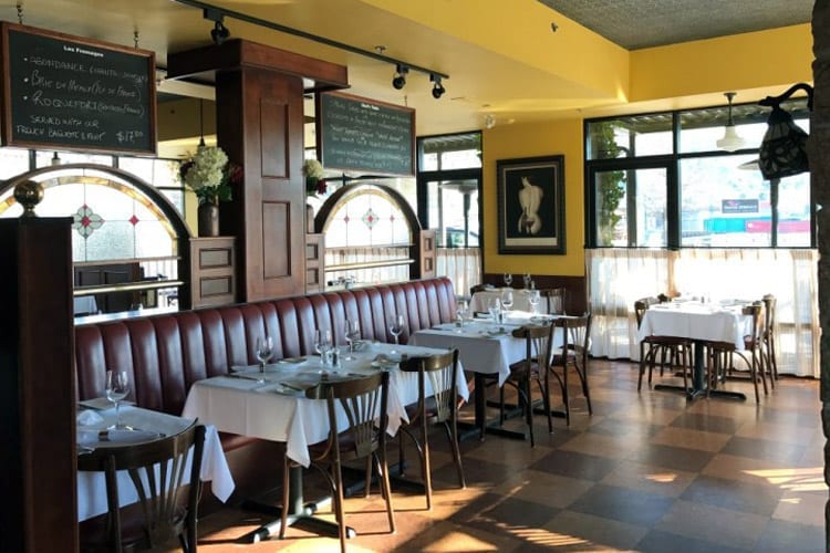 BOUCHONS-BISTRO-2